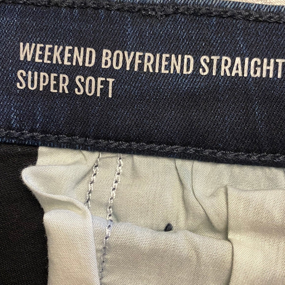 Torrid Weekend Boyfriend straight jeans (00R/L)