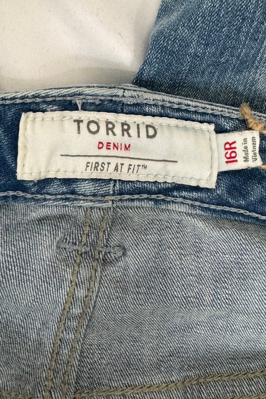 Torrid Denim medium wash jeans (16R)