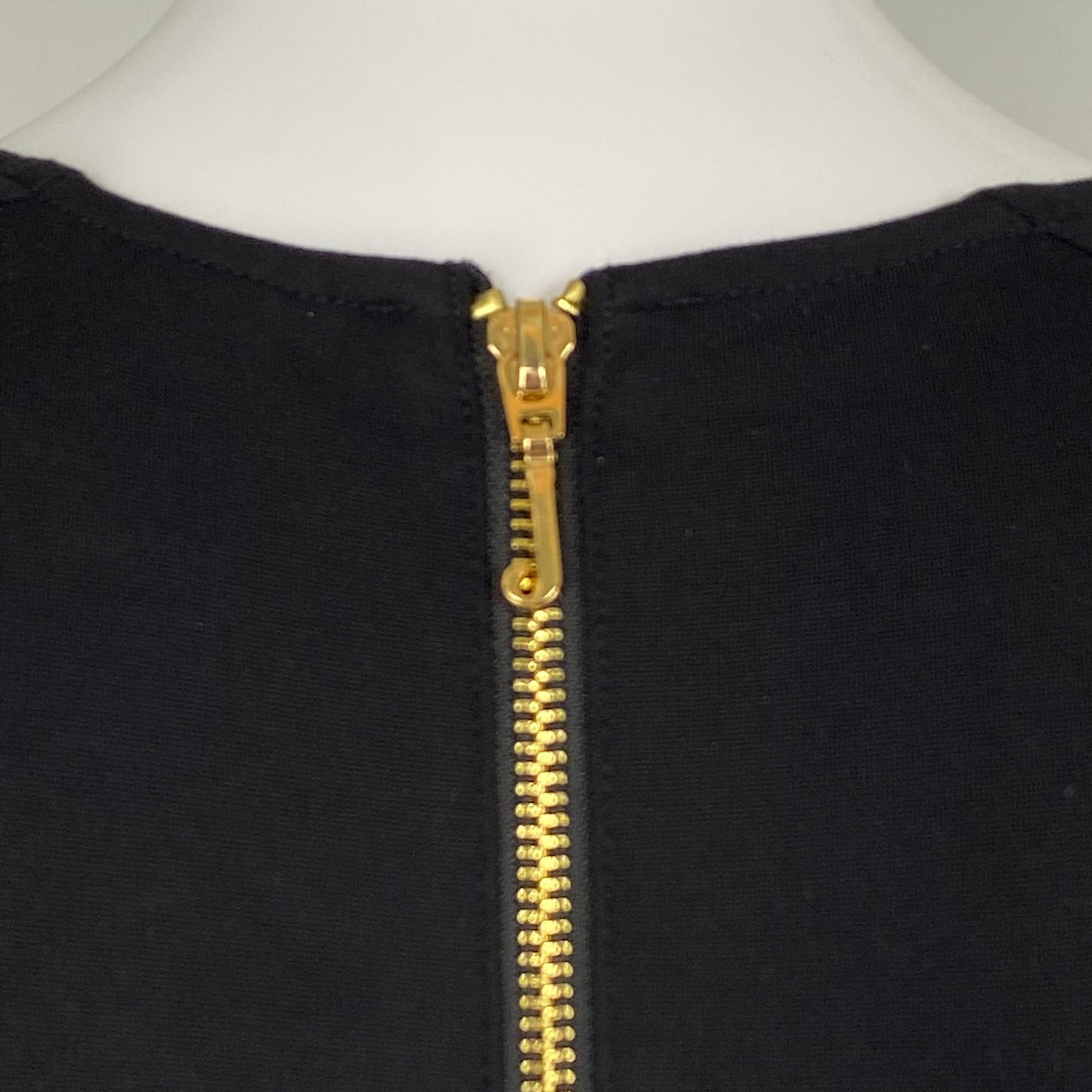 Juicy Couture ruffled hem dress (L)