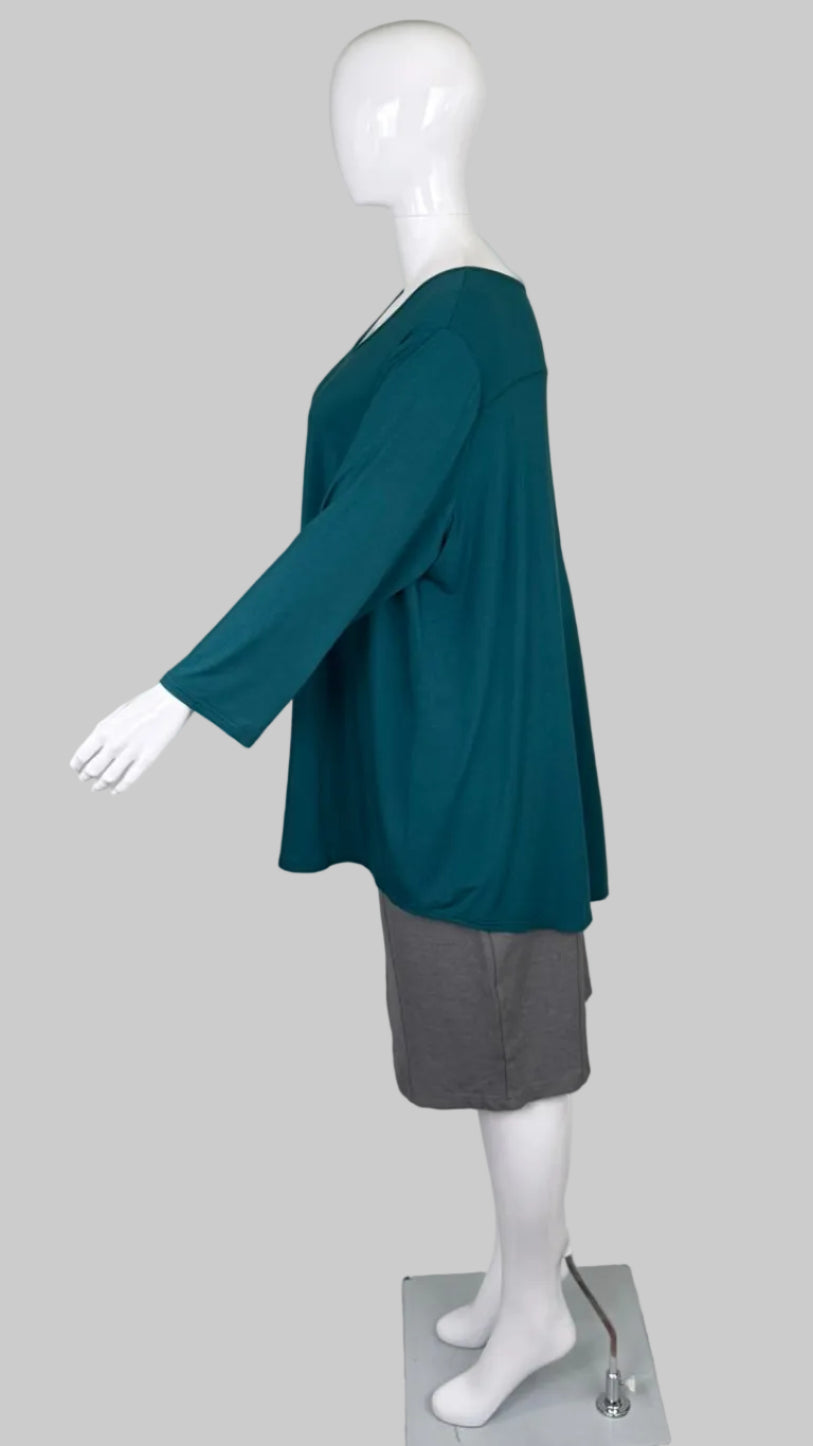 Side view of Blue Sky Teal Green Bamboo Tunic Top in Size 2X