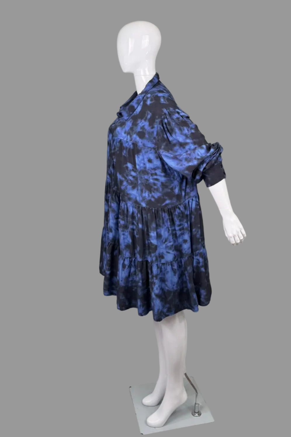 Guillaume Blue Tiered Button-Down Dress - Size 3X