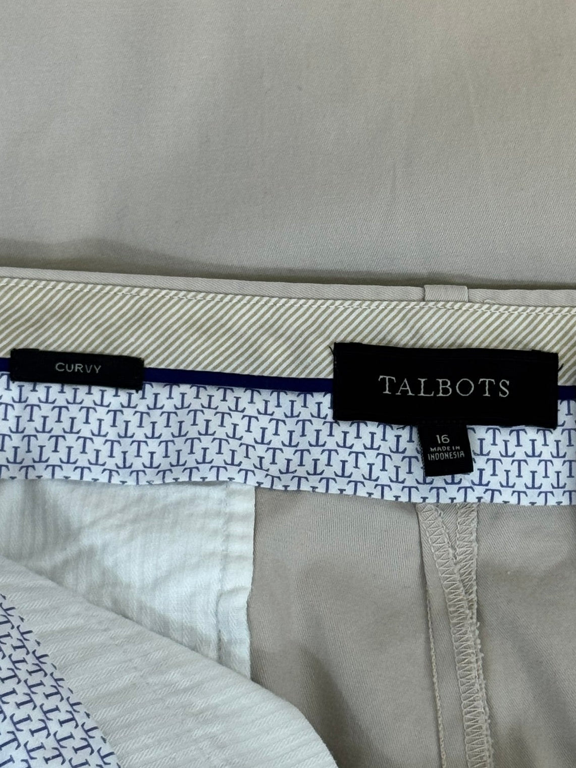 Talbots Curvy Beige Tailored Cropped Pants - Size 16